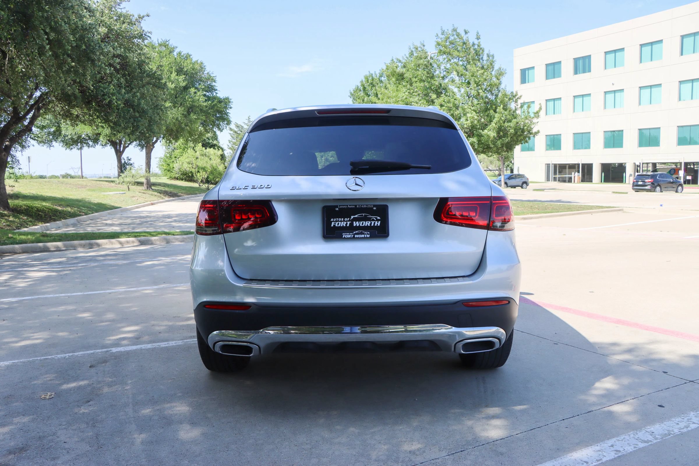 Used 2020 Mercedes-Benz GLC 300 image 6