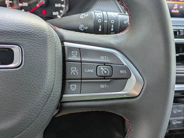 Used 2025 Jeep Compass Trailhawk image 28
