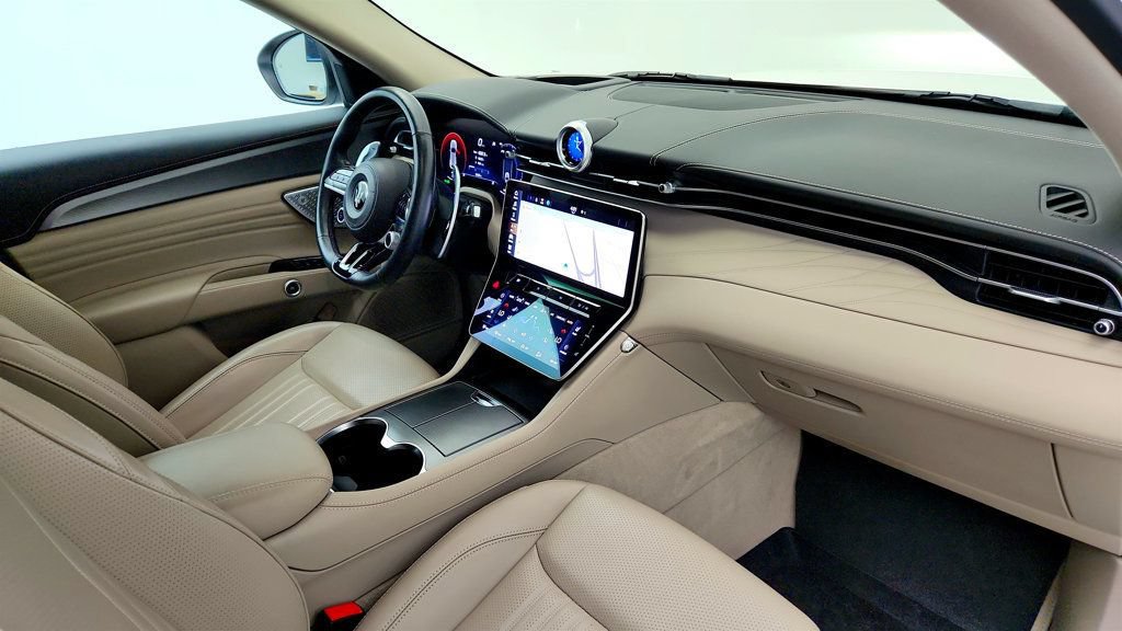 Used 2023 Maserati Grecale GT AWD/4WD image 26