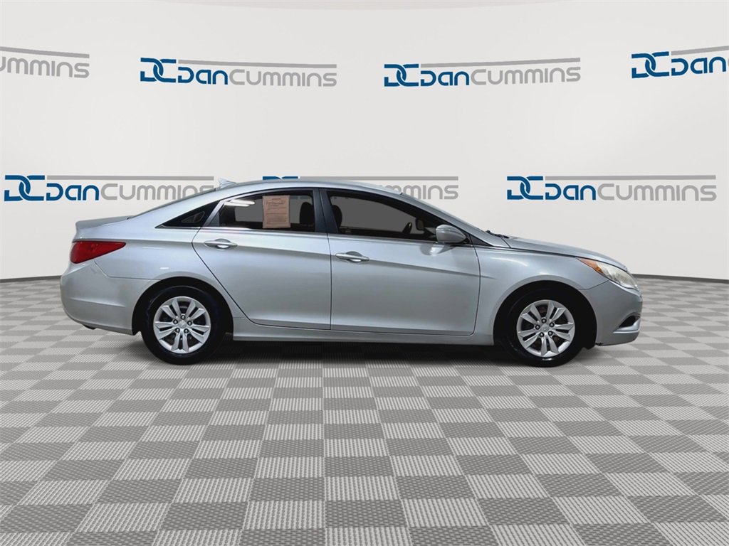 Used 2011 Hyundai Sonata GLS image 9