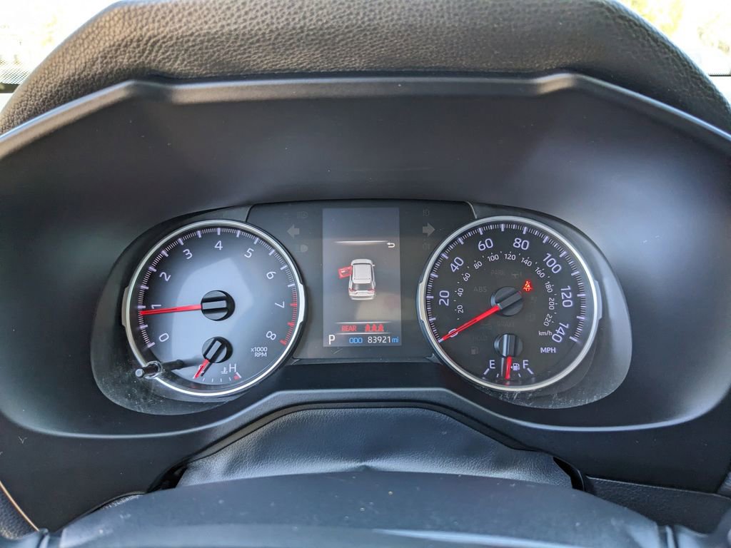 Used 2020 Toyota RAV4 LE image 34