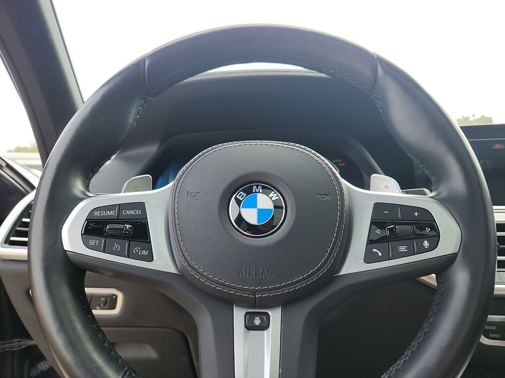 Used 2022 BMW X5 xDrive40i w/ M Sport Package image 17