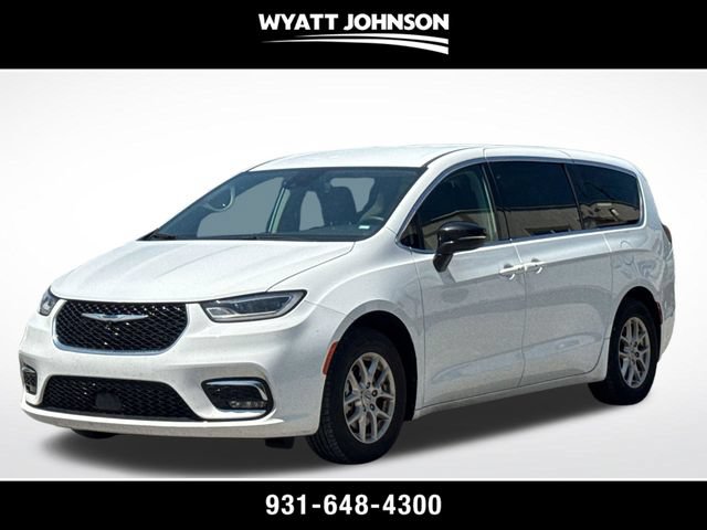Used 2024 Chrysler Pacifica Touring-L