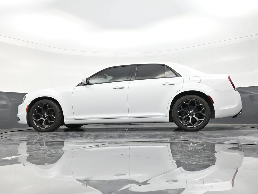 Used 2020 Chrysler 300 S RWD image 21