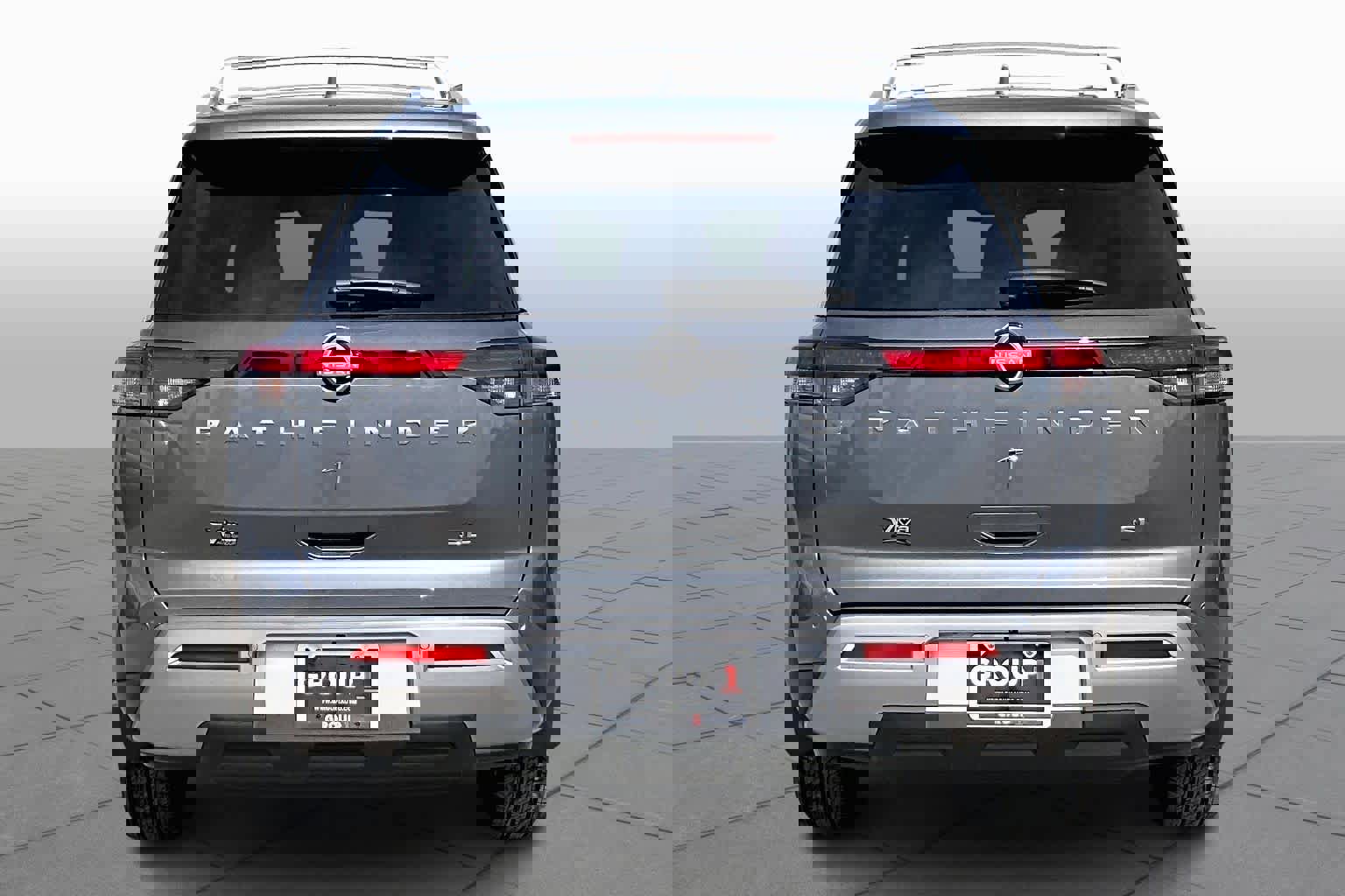 Used 2024 Nissan Pathfinder SL image 5