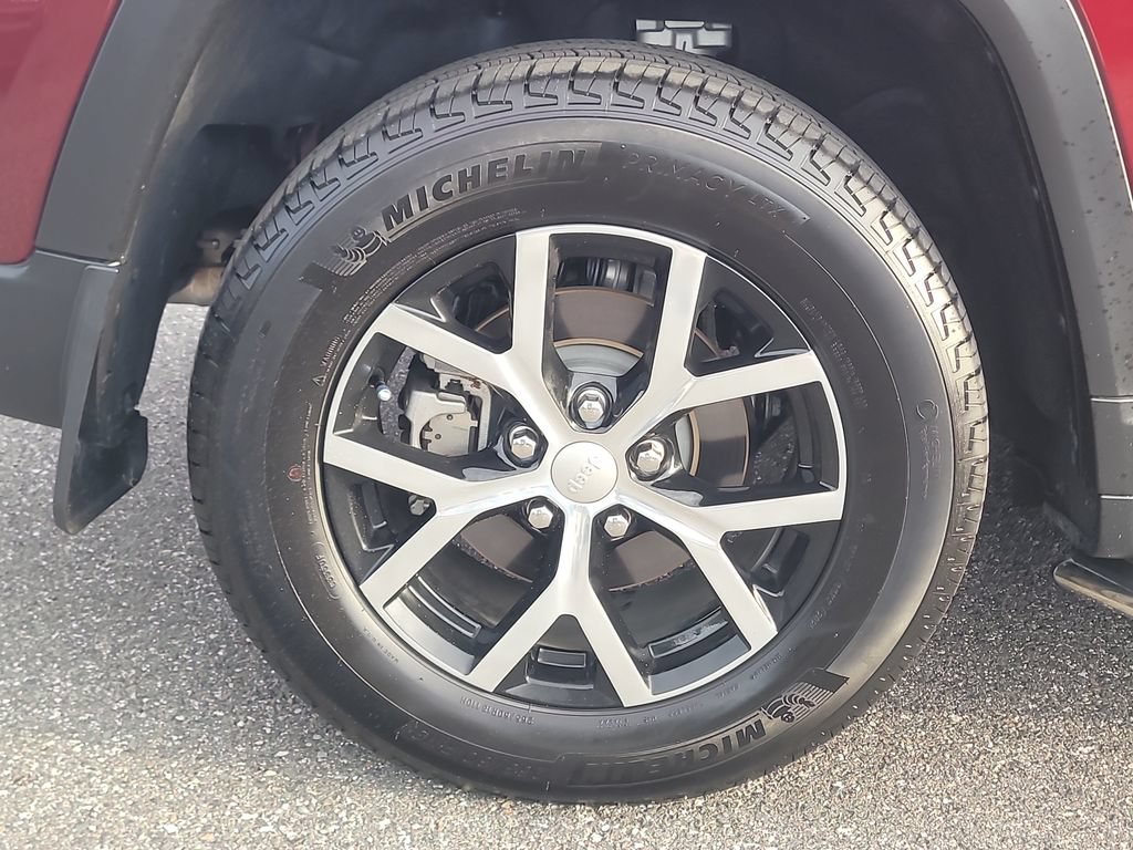 Certified 2025 Jeep Grand Cherokee Limited w/ Luxury Tech Group II RWD image 6