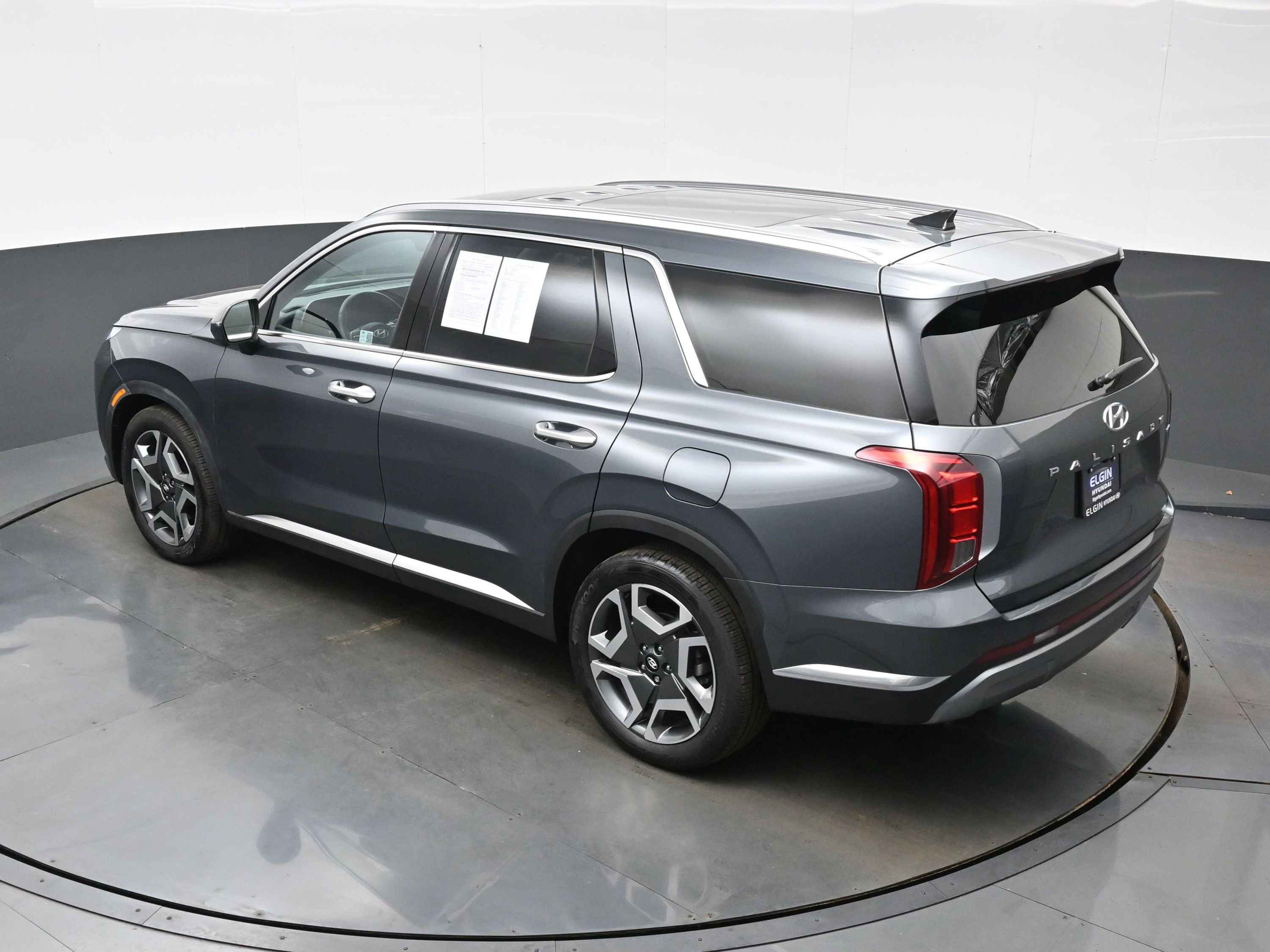 Used 2025 Hyundai Palisade Limited image 37