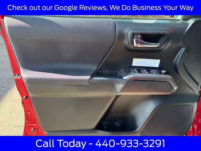 Used 2017 Toyota Tacoma TRD Off-Road image 22