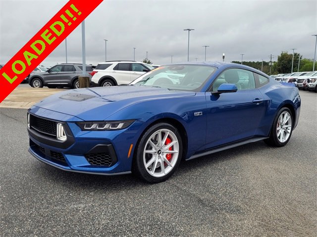 Used 2024 Ford Mustang GT Premium image 3