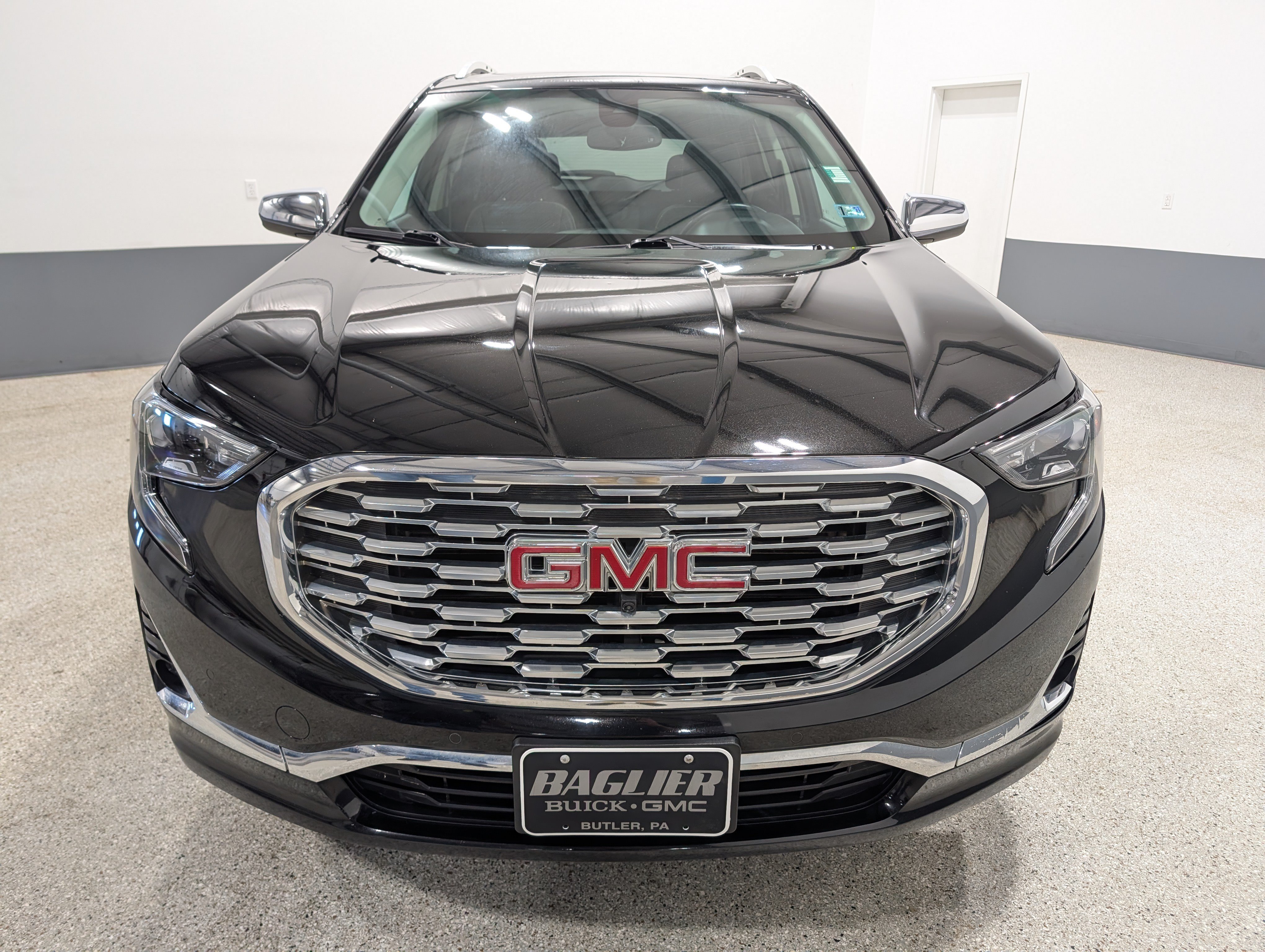 Used 2018 GMC Terrain Denali w/ Advanced Safety Package AWD/4WD image 7