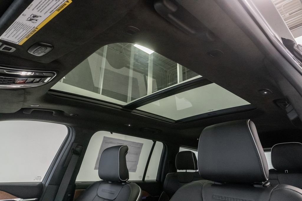 New 2026 Jeep Grand Cherokee L Summit image 10