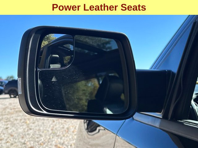Used 2024 RAM 1500 Laramie AWD/4WD image 9