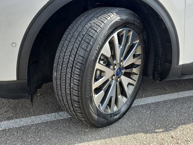 Used 2020 Ford Escape Titanium w/ Titanium Premium Package 2.0 image 33