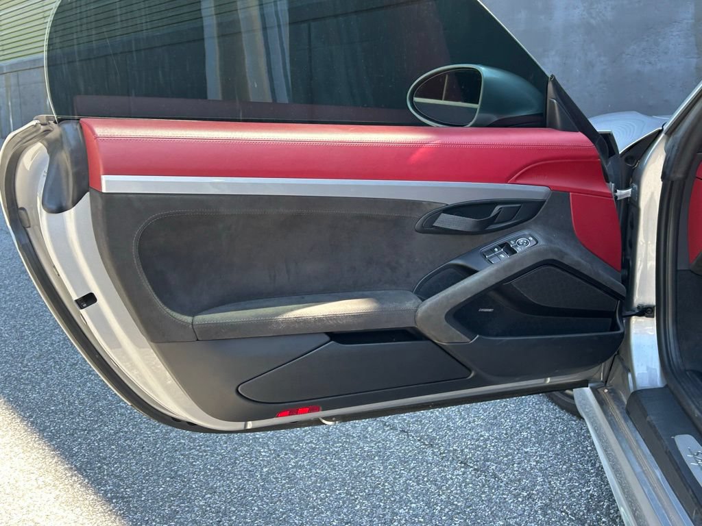 Certified 2021 Porsche 718 Boxster Spyder RWD image 25