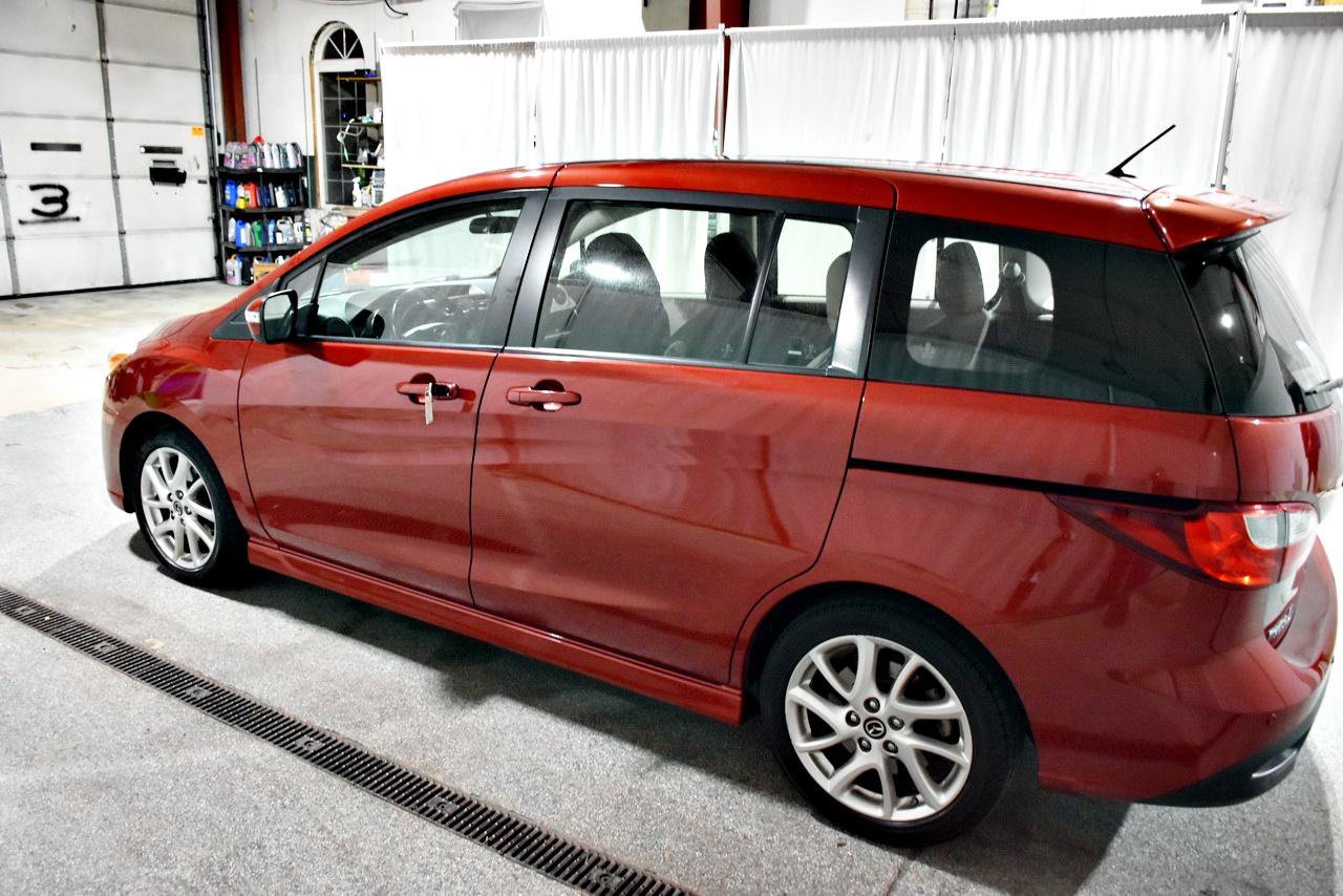 Used 2014 MAZDA MAZDA5 Touring FWD image 30