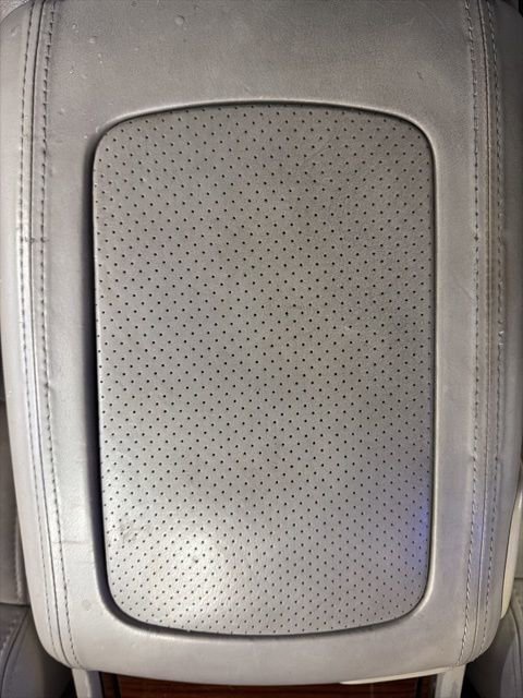 Used 2002 Cadillac Escalade EXT image 31