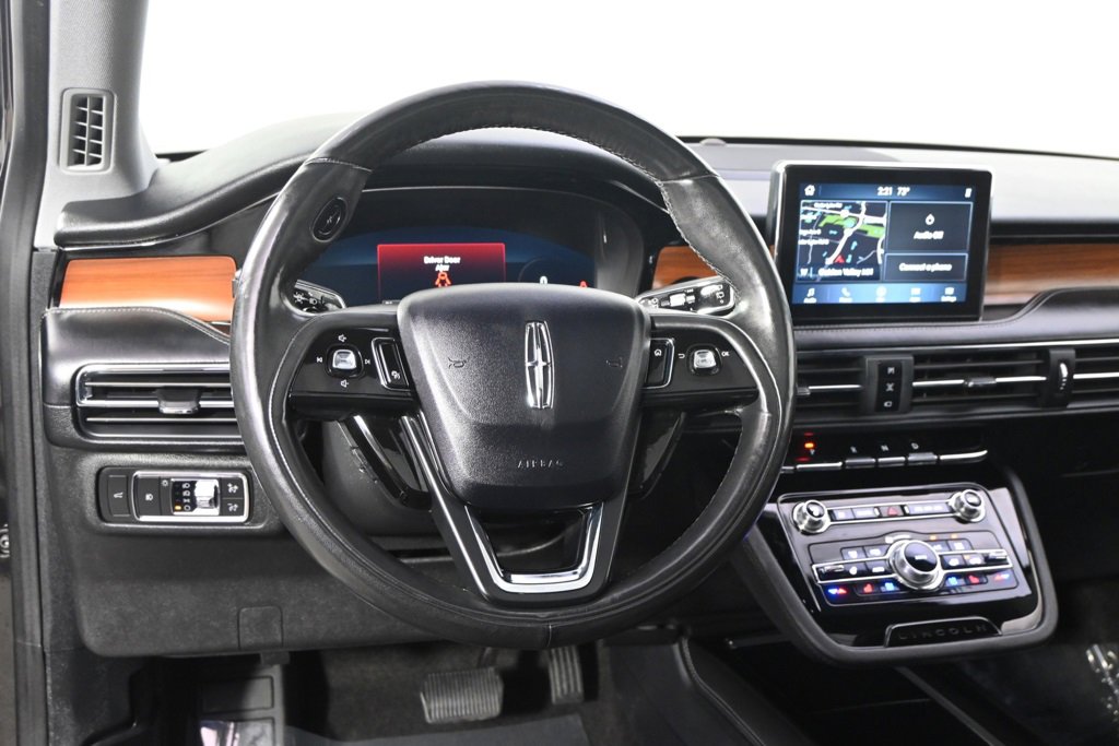 Used 2021 Lincoln Corsair Reserve w/ Equipment Group 201A image 12