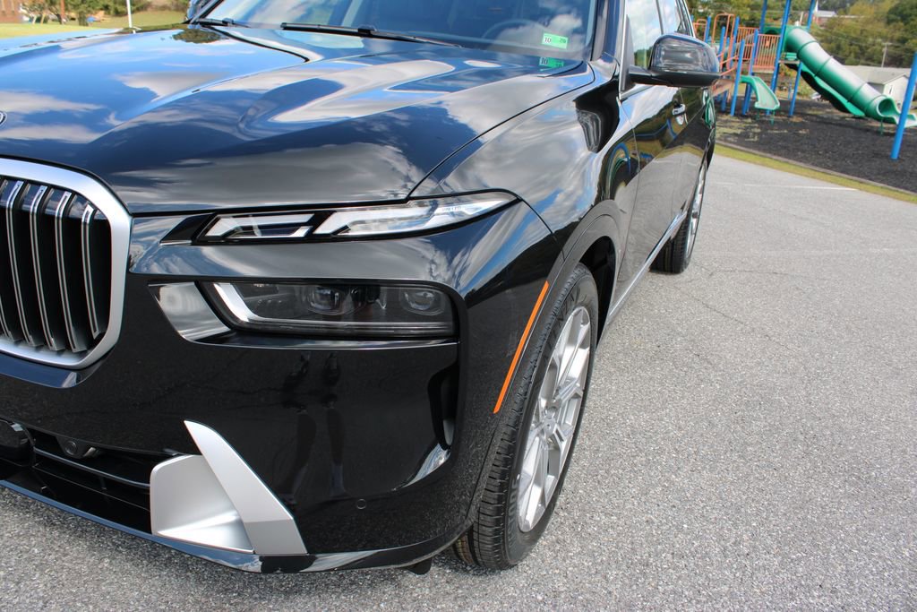 New 2026 BMW X7 xDrive40i w/ Executive Package image 44
