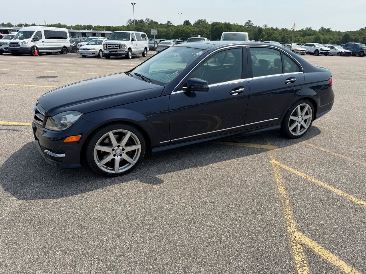 Used 2014 Mercedes-Benz C 300 4MATIC Sedan w/ Multimedia Package image 1