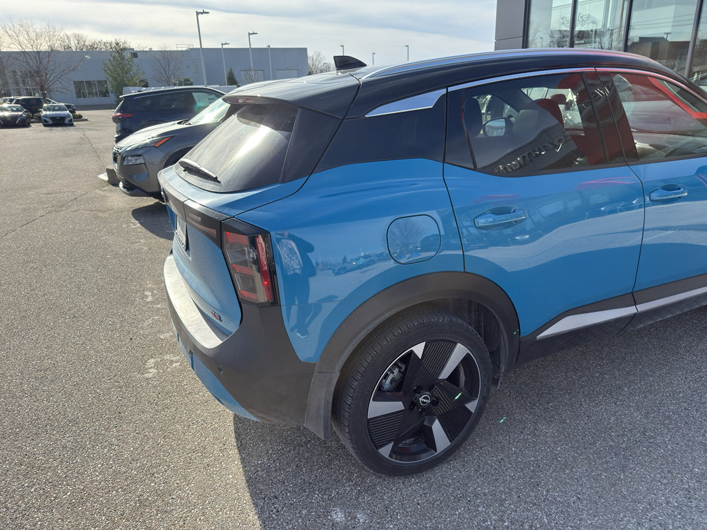 Used 2025 Nissan Kicks SR w/ SR Premium Package image 6