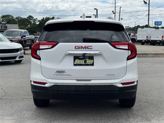 Used 2022 GMC Terrain SLT image 4