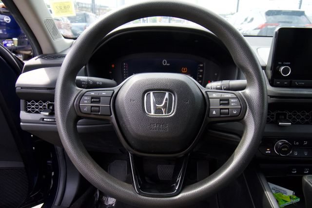 Used 2025 Honda Accord SE image 15