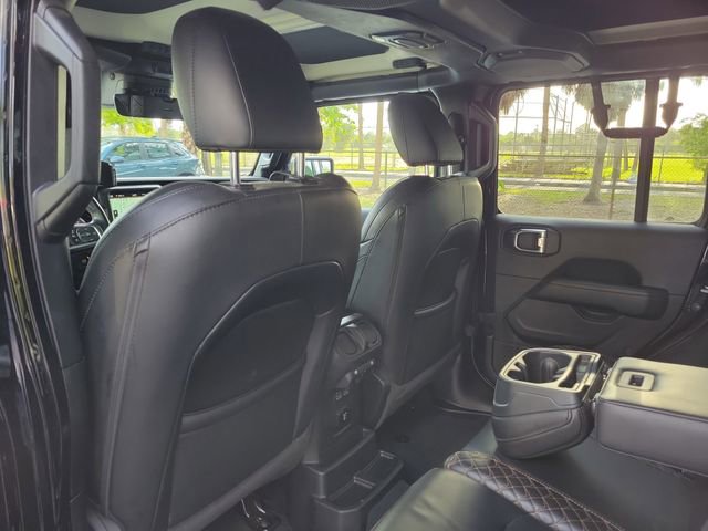 Used 2022 Jeep Wrangler Unlimited Sahara image 10