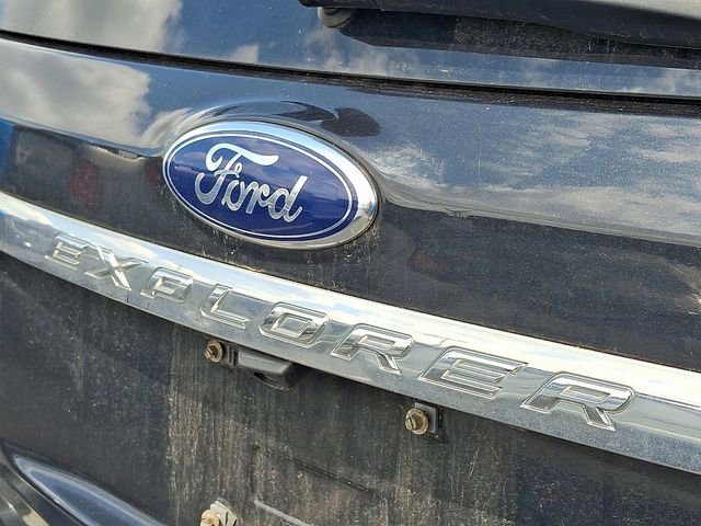 Used 2014 Ford Explorer XLT w/ Equipment Group 201A FWD image 7