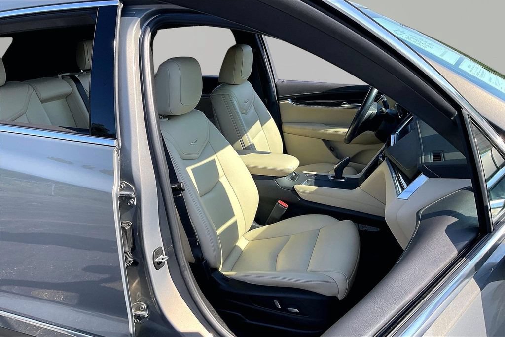 Used 2019 Cadillac XT5 AWD image 31