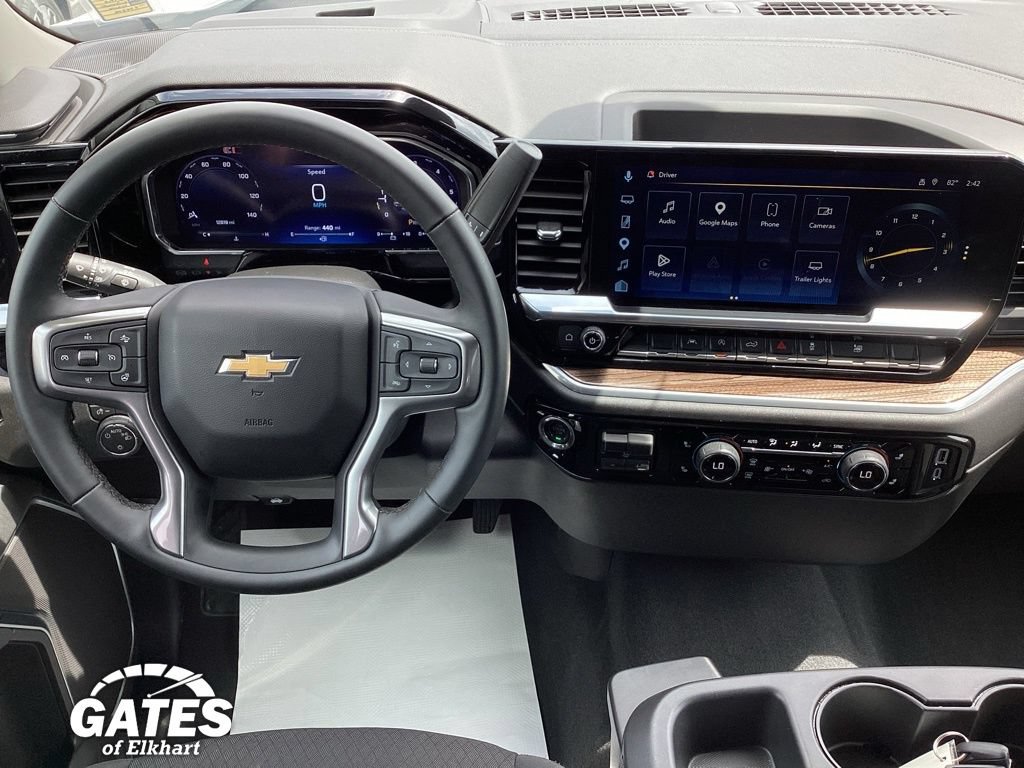 Used 2026 Chevrolet Silverado 1500 LT AWD/4WD image 17