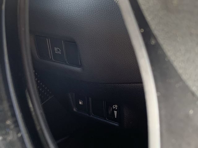Certified 2019 Toyota C-HR XLE FWD image 15