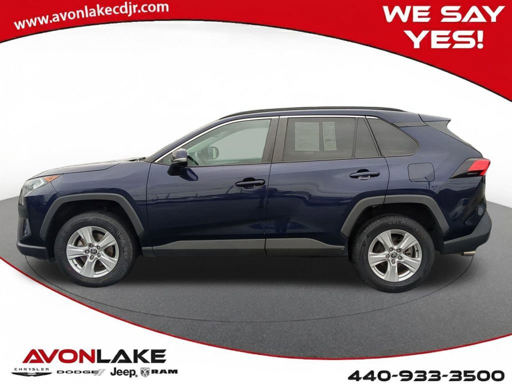 Used 2021 Toyota RAV4 XLE image 3