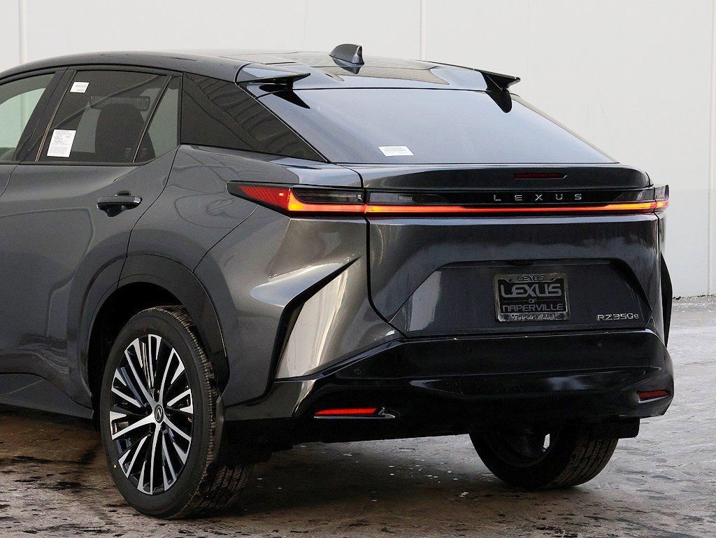 New 2026 Lexus RZ 350e 2WD w/ Technology Package image 9