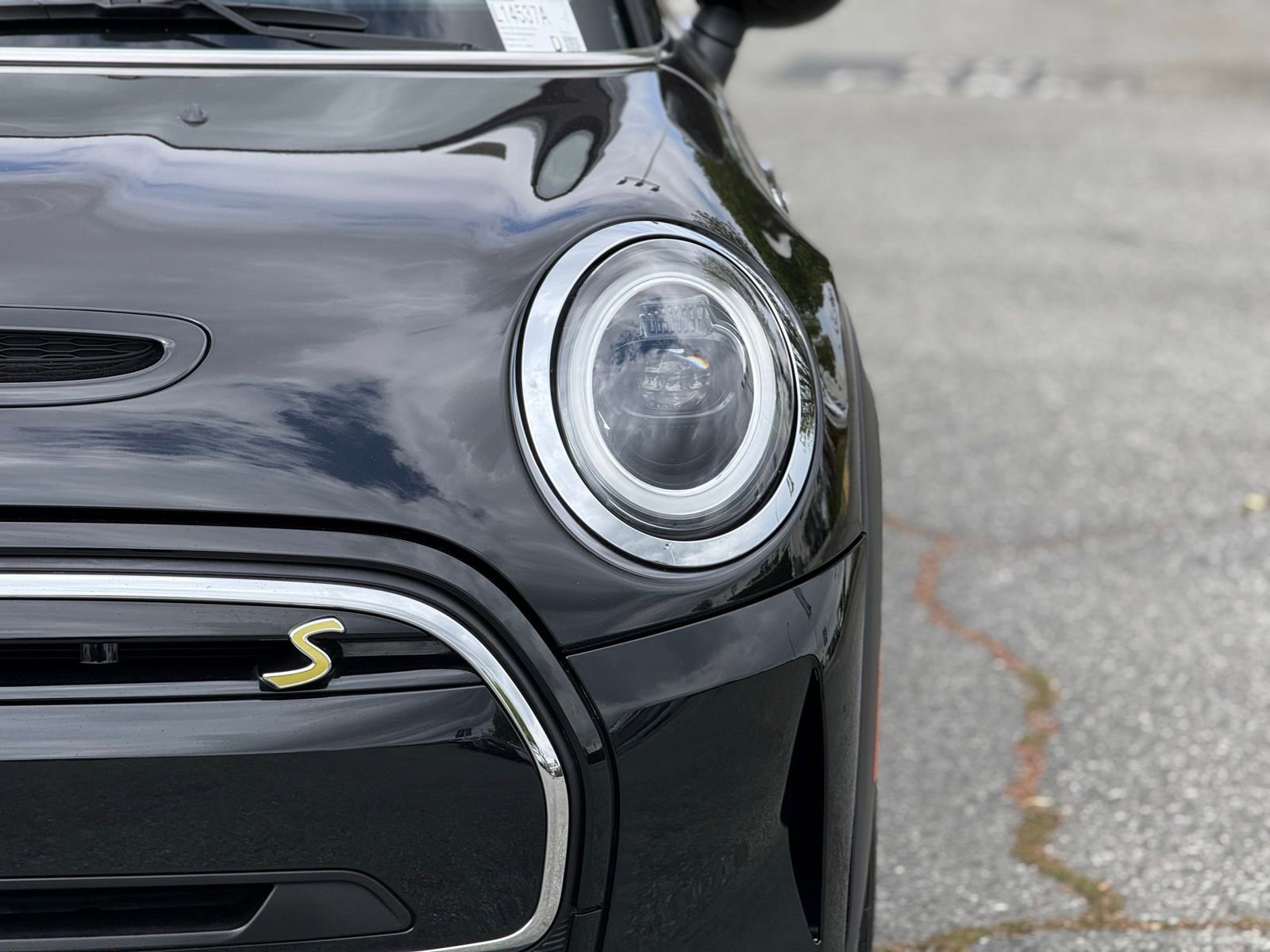Used 2024 MINI Cooper SE FWD image 13