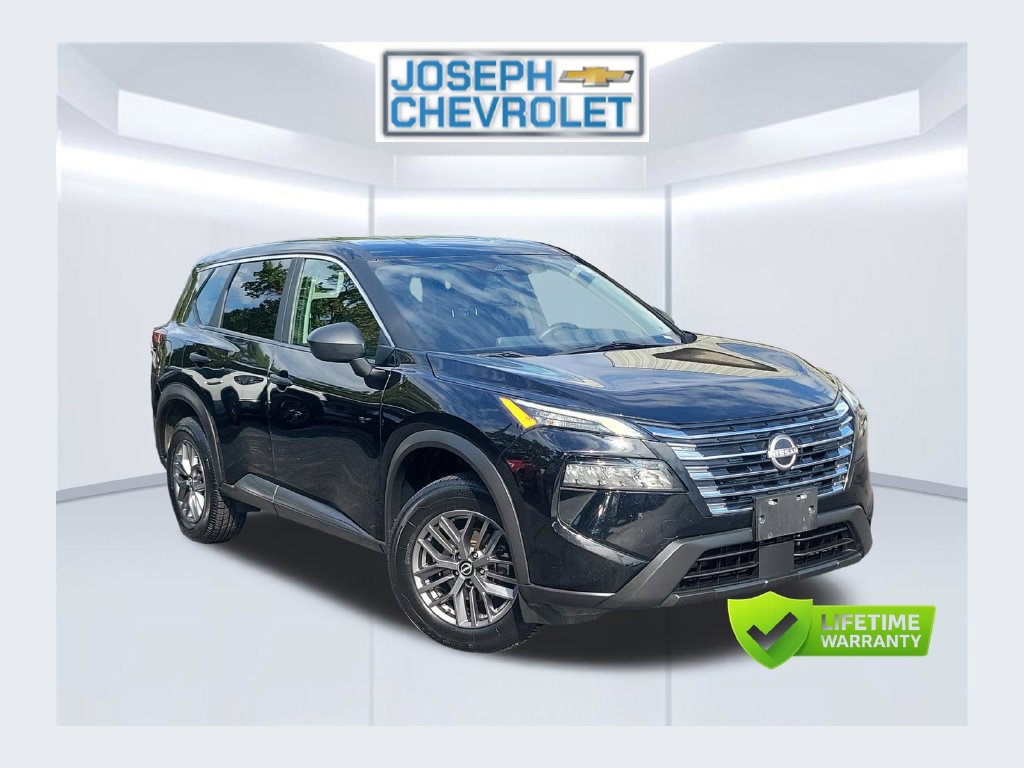 Used 2024 Nissan Rogue S FWD 360° Tour