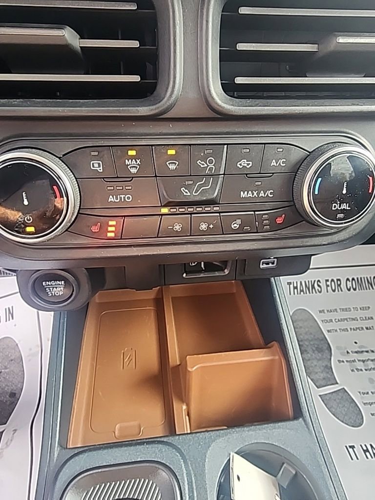 Used 2022 Ford Maverick Lariat w/ Lariat Luxury Package image 24