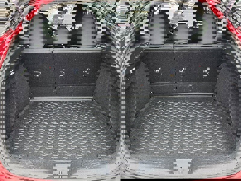 Used 2022 Toyota C-HR Limited FWD image 11