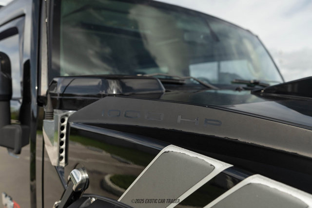 Used 2004 HUMMER H2 w/ Preferred Equipment Group image 89