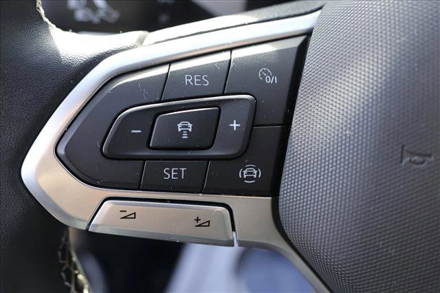 Used 2021 Volkswagen Atlas Cross Sport SE AWD/4WD image 14