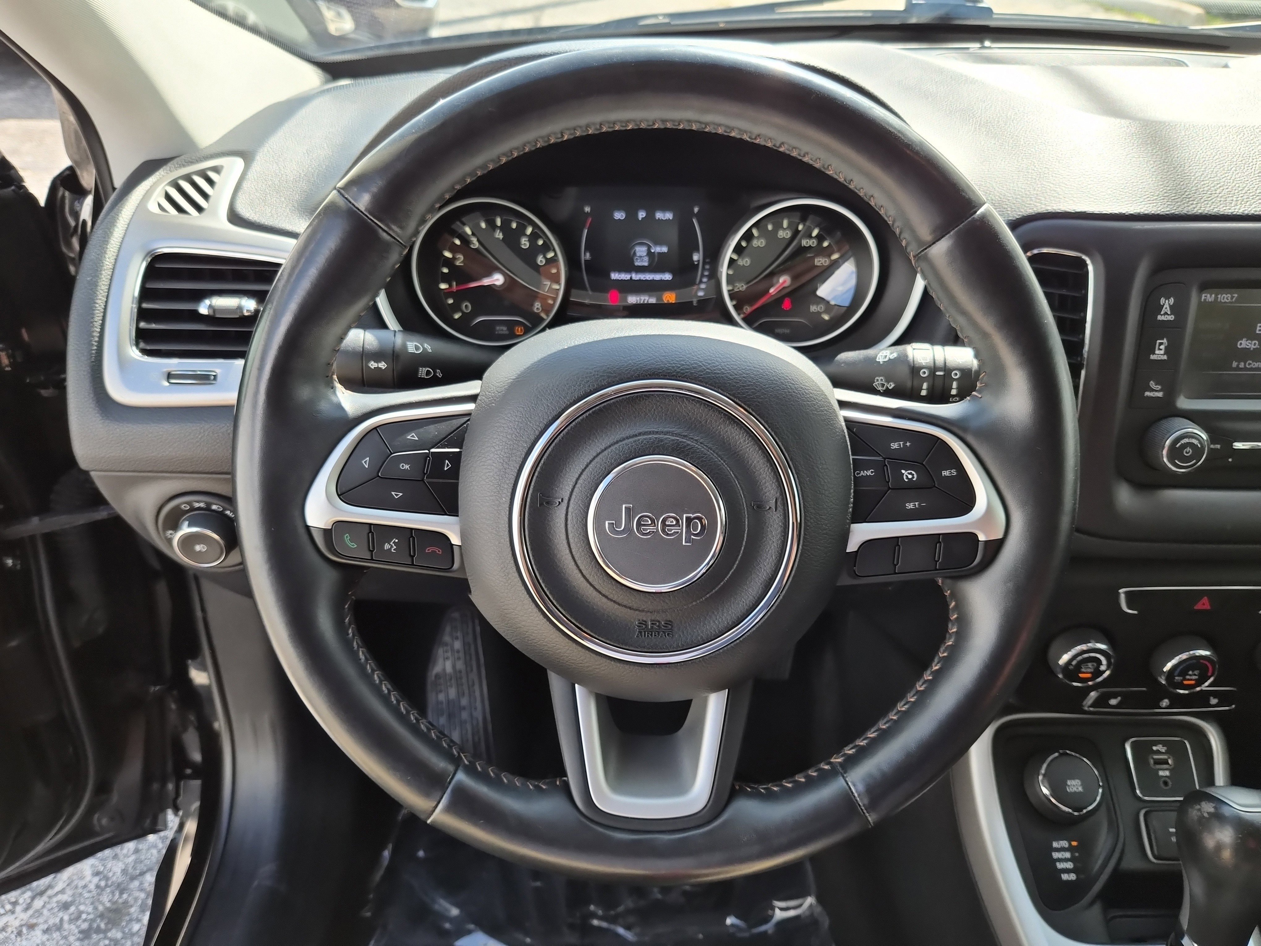 Used 2018 Jeep Compass Latitude w/ Cold Weather Group image 23