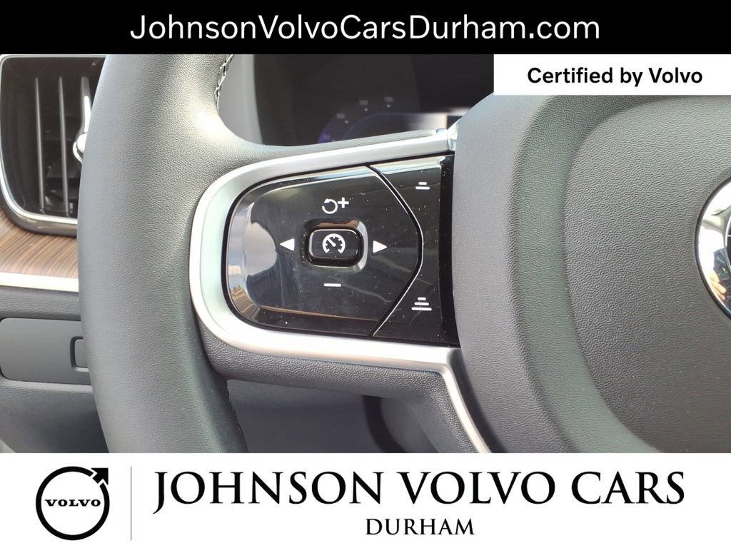 Certified 2023 Volvo XC60 B5 Ultimate w/ Climate Package image 23