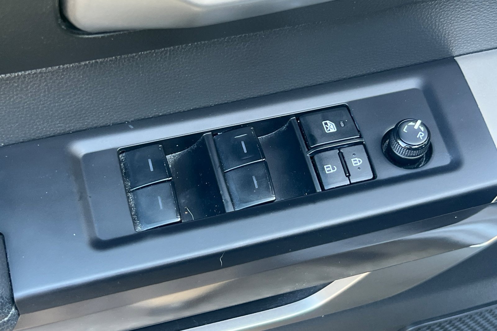 Used 2025 Toyota Tundra SR5 image 12