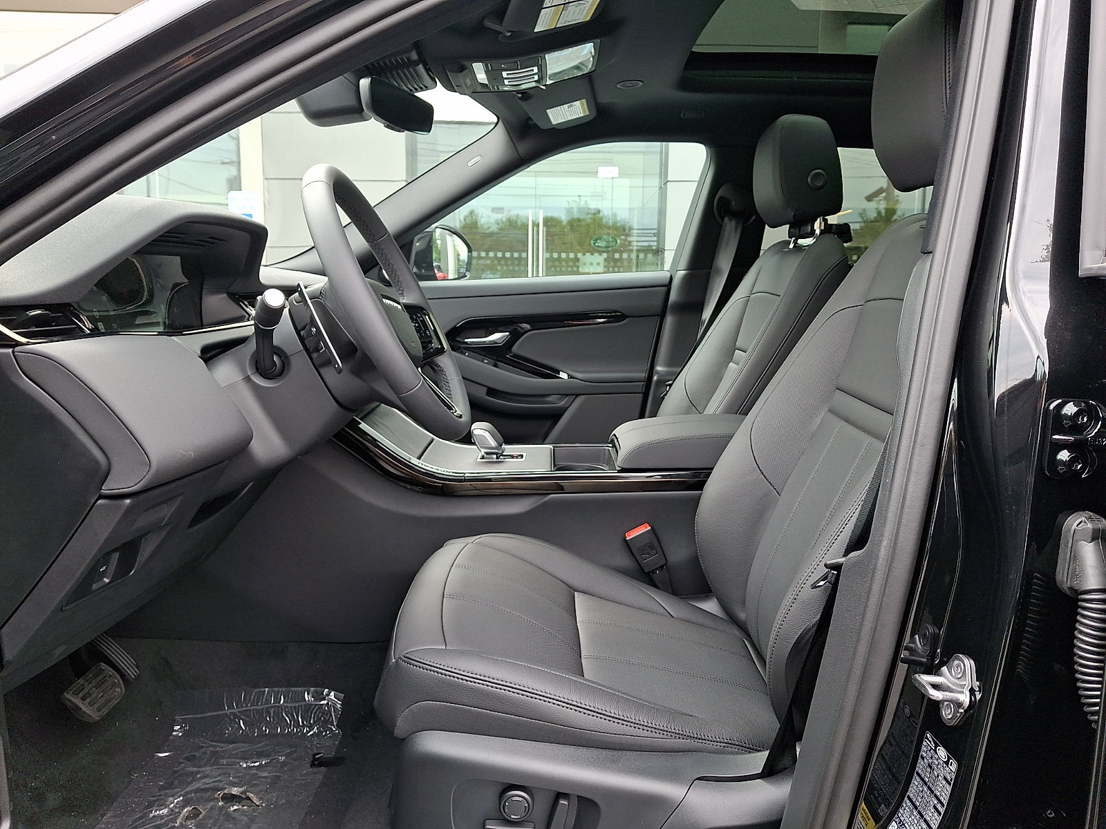 New 2026 Land Rover Range Rover Evoque S AWD/4WD image 10