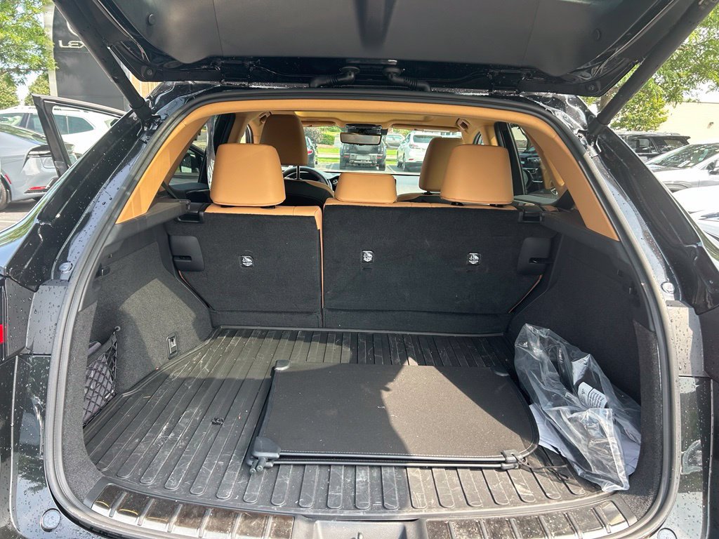 Used 2025 Lexus NX 350 AWD w/ Accessory Package (2T) image 16
