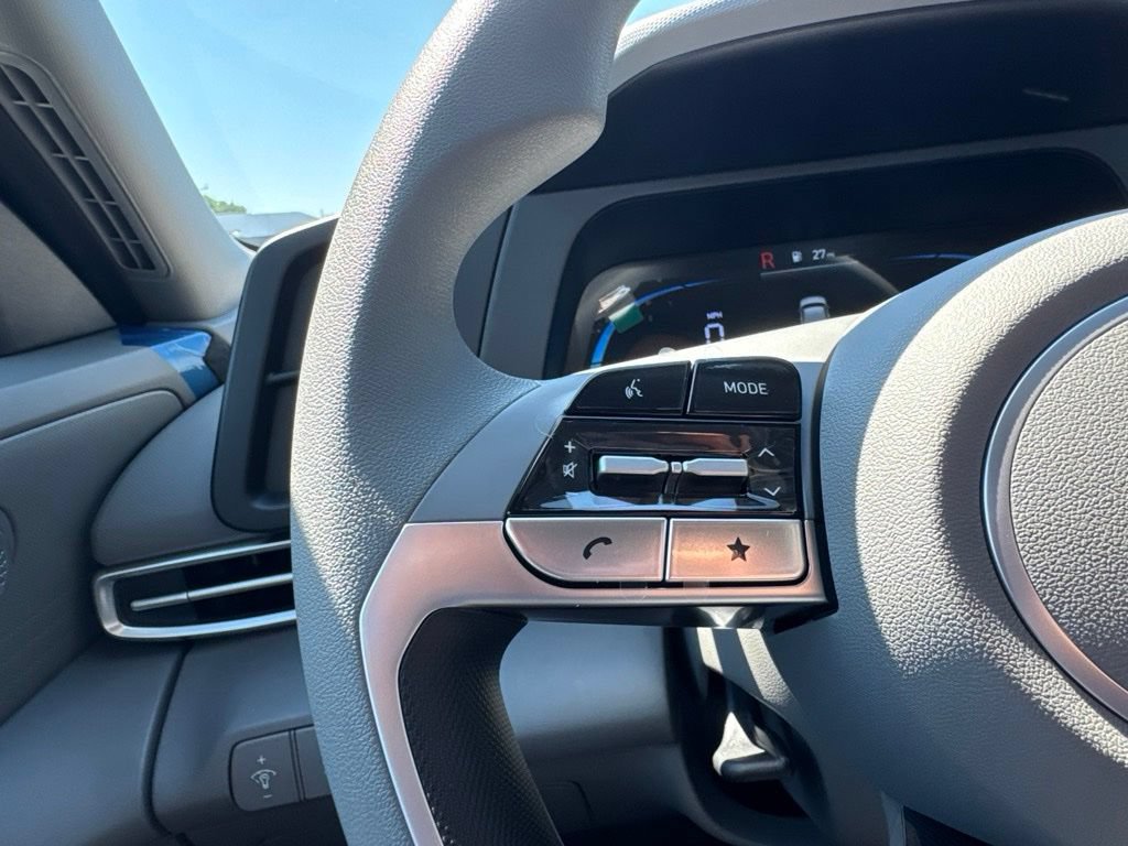New 2026 Hyundai Elantra SE FWD image 15