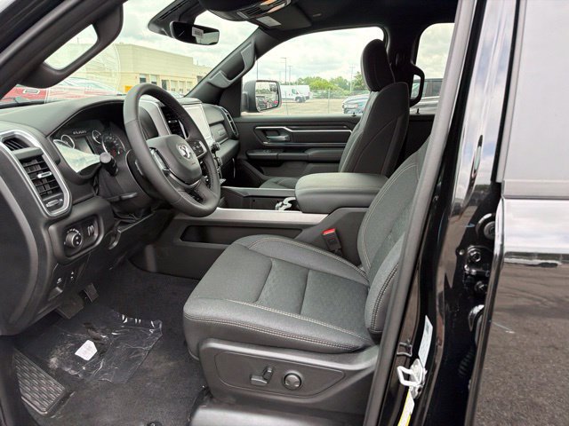 New 2026 RAM 1500 Big Horn w/ Night Edition AWD/4WD image 11