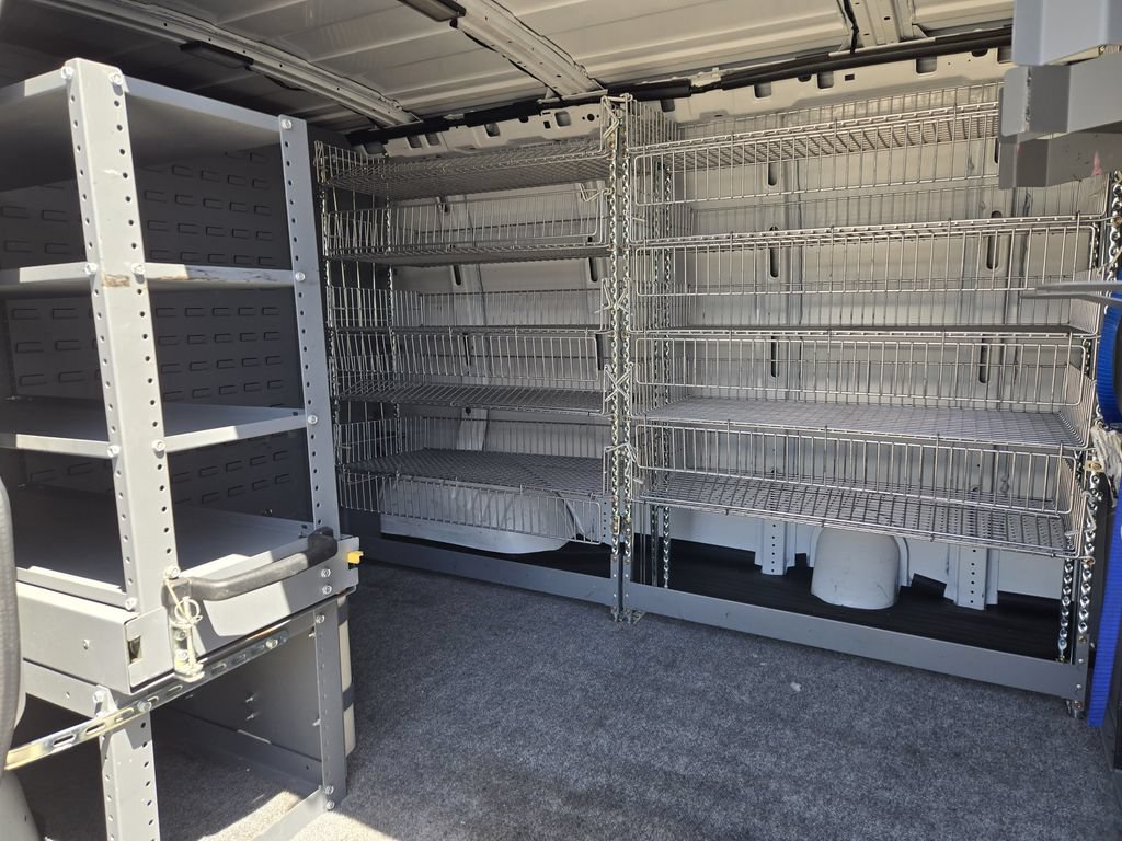 Used 2020 Chevrolet Express 2500 RWD image 31