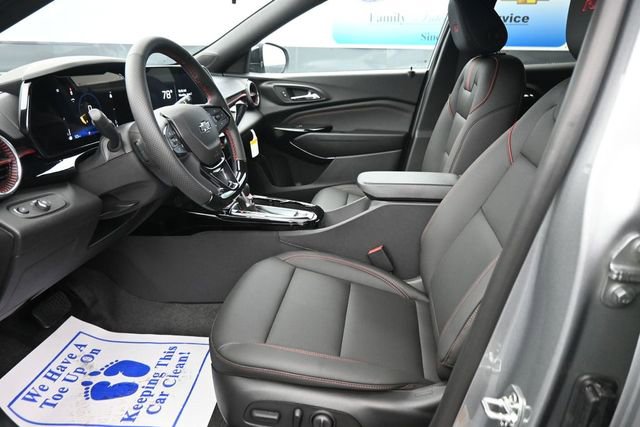 New 2026 Chevrolet Trax RS w/ Driver Confidence Package FWD image 12