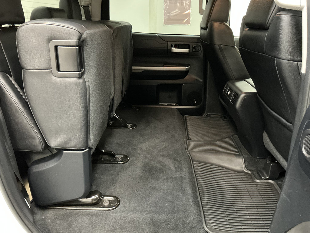 Used 2018 Toyota Tundra Limited w/ Limited Premium Package AWD/4WD image 32