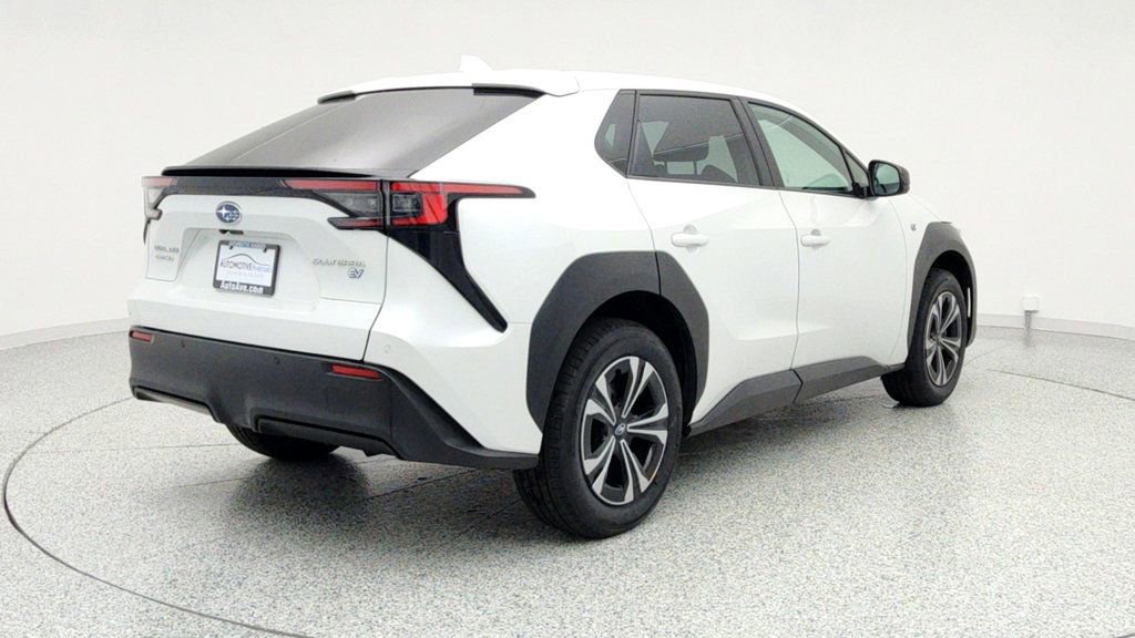 Used 2023 Subaru Solterra AWD image 5